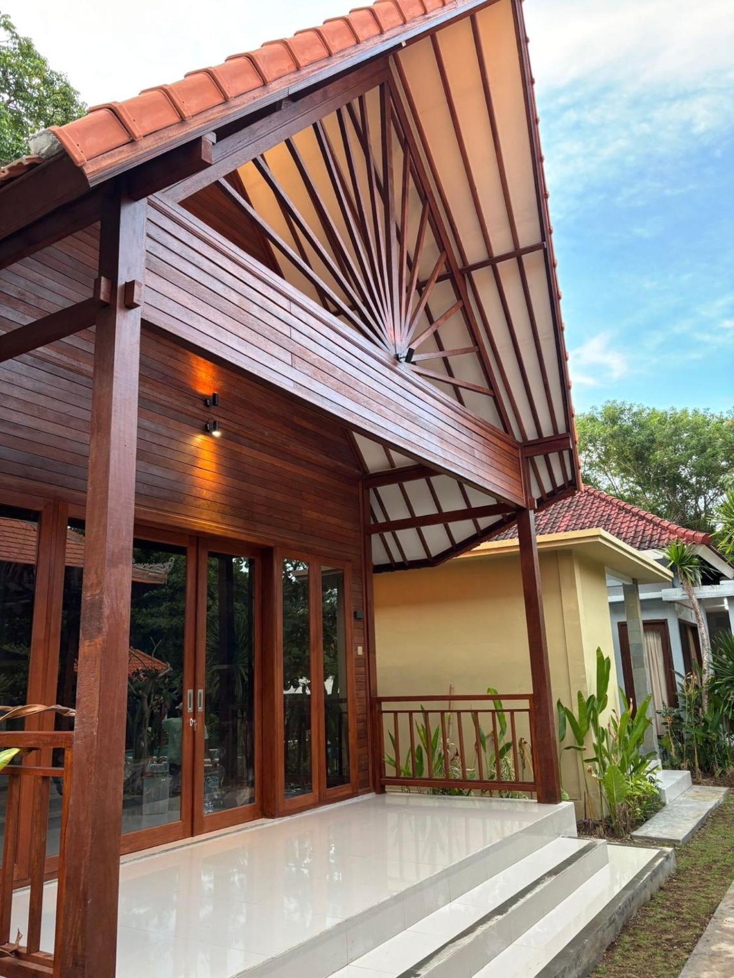 Castaway Island Hostel Nusa Lembongan  Exterior photo