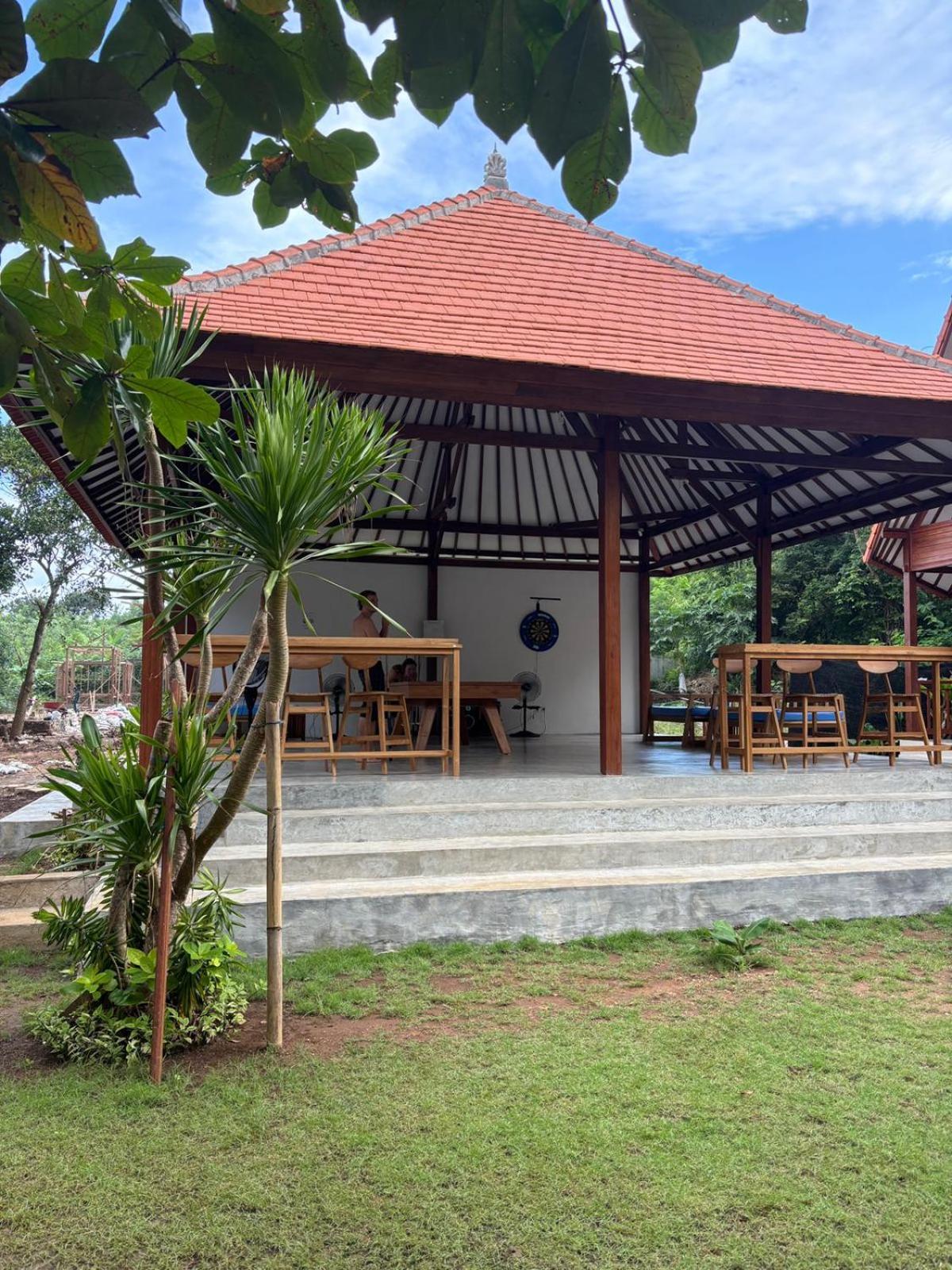 Castaway Island Hostel Nusa Lembongan  Exterior photo